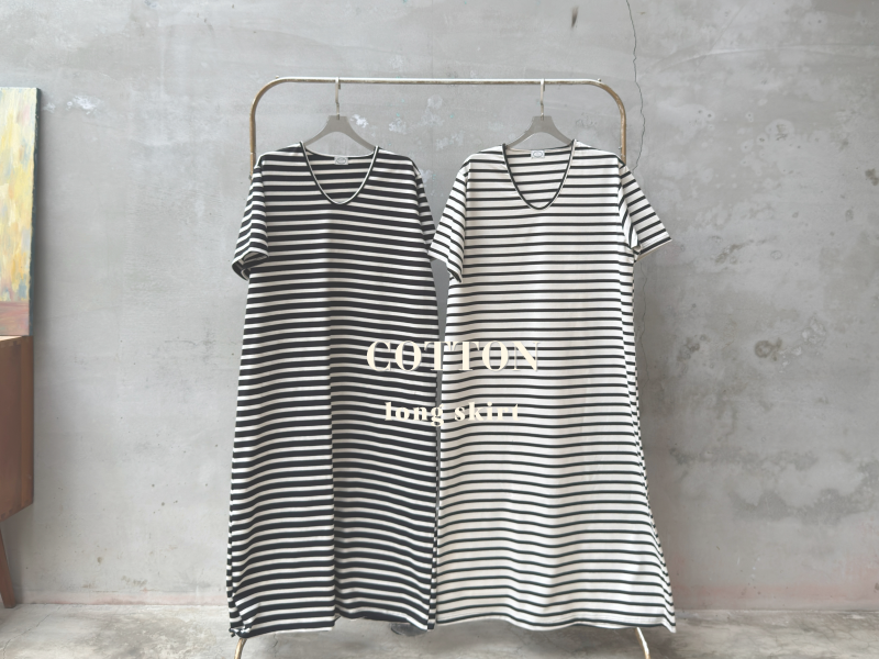 V領橫條紋長洋裝